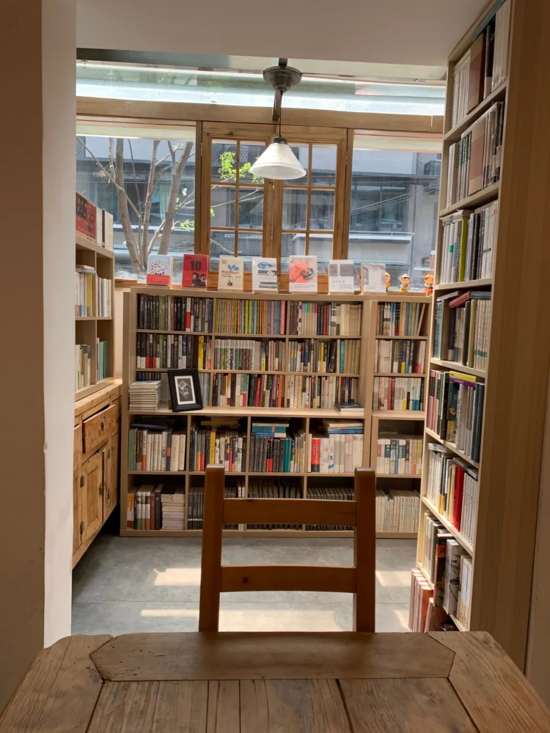 一家小书店经营之道,读本屋宽窄巷子