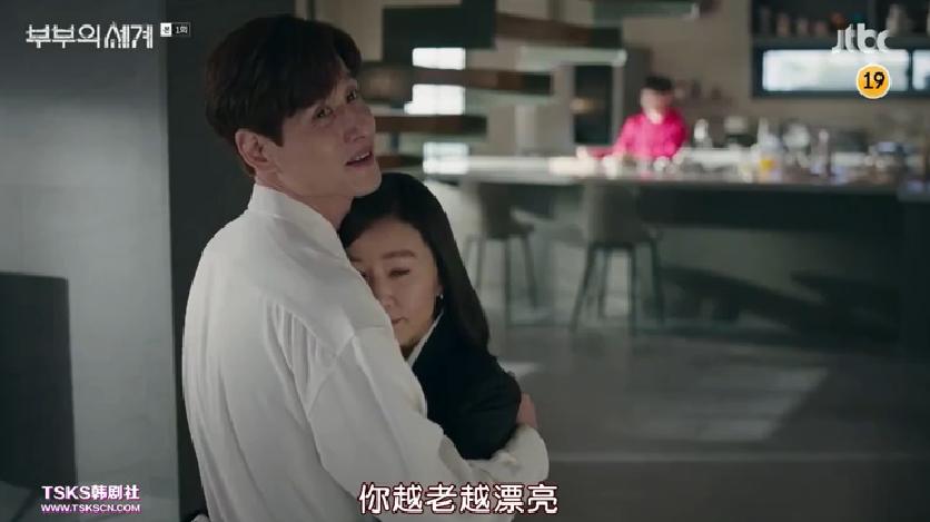 小三怀孕渣男抛弃小三,小三怀孕逼原配离婚