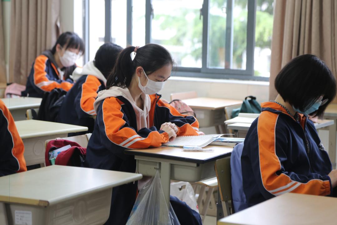 返校开学视频,开学返校在即