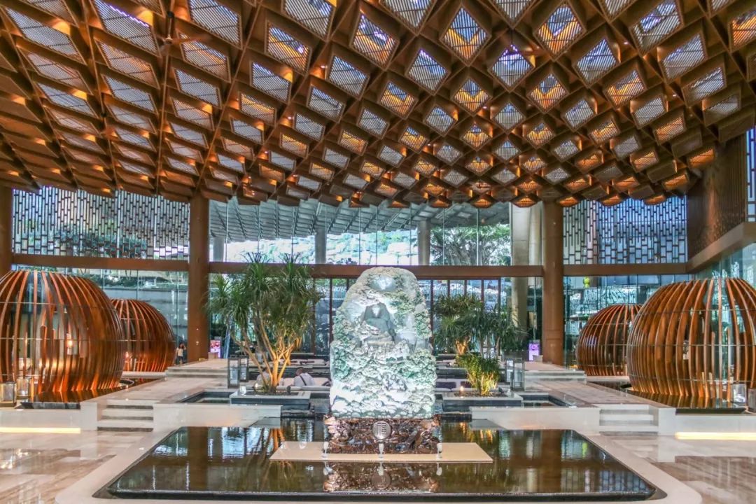 三亚最值得入住的五星级酒店,去三亚看海的最佳时间