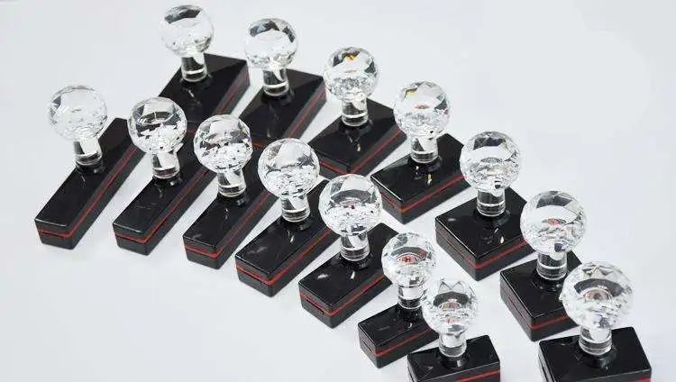 公章被抢、被盗怎么办？谁有权声明公章作废？盖章、签字、摁手印哪个最有用？一文看懂有关“公章”那些事