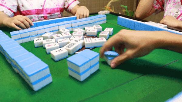 「温泉盛宴狂欢开启」只需28.1元!金水湾金水湾超大浴场两万平(单人洗浴+游泳),游玩旅行的快乐,内含洗浴,游泳,汗蒸,大屏观影