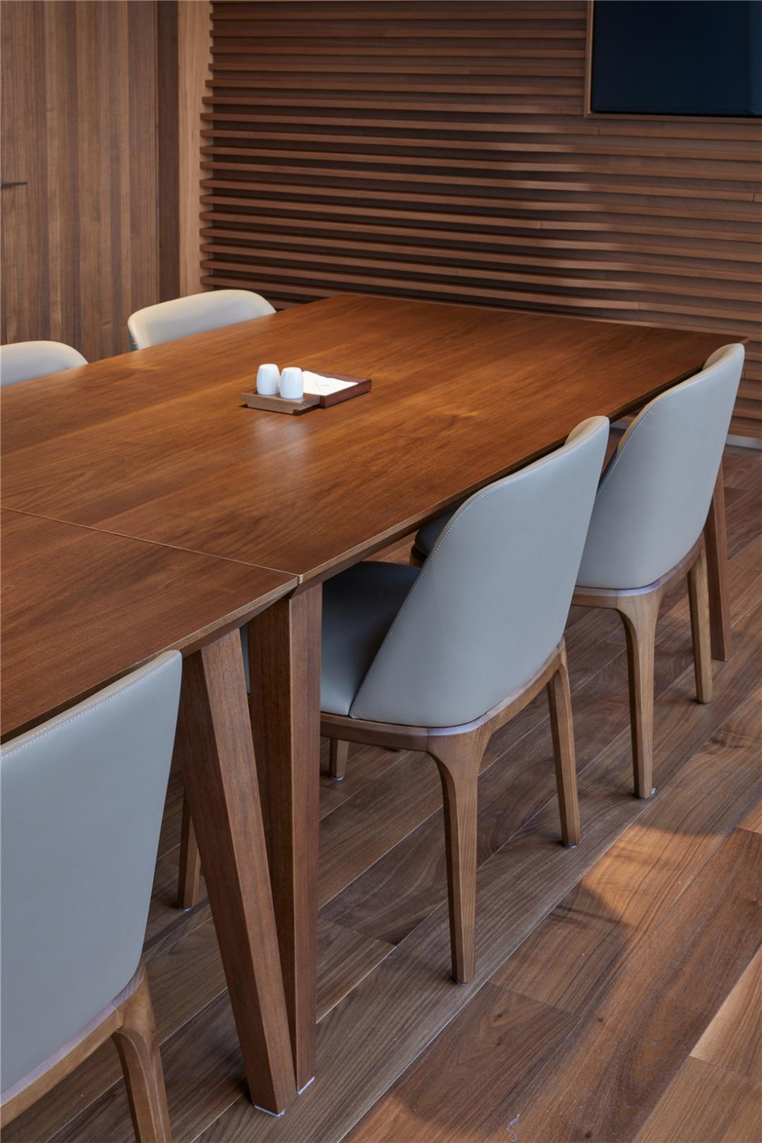 楼房外墙可以装太阳能板吗,外墙能安太阳能板吗