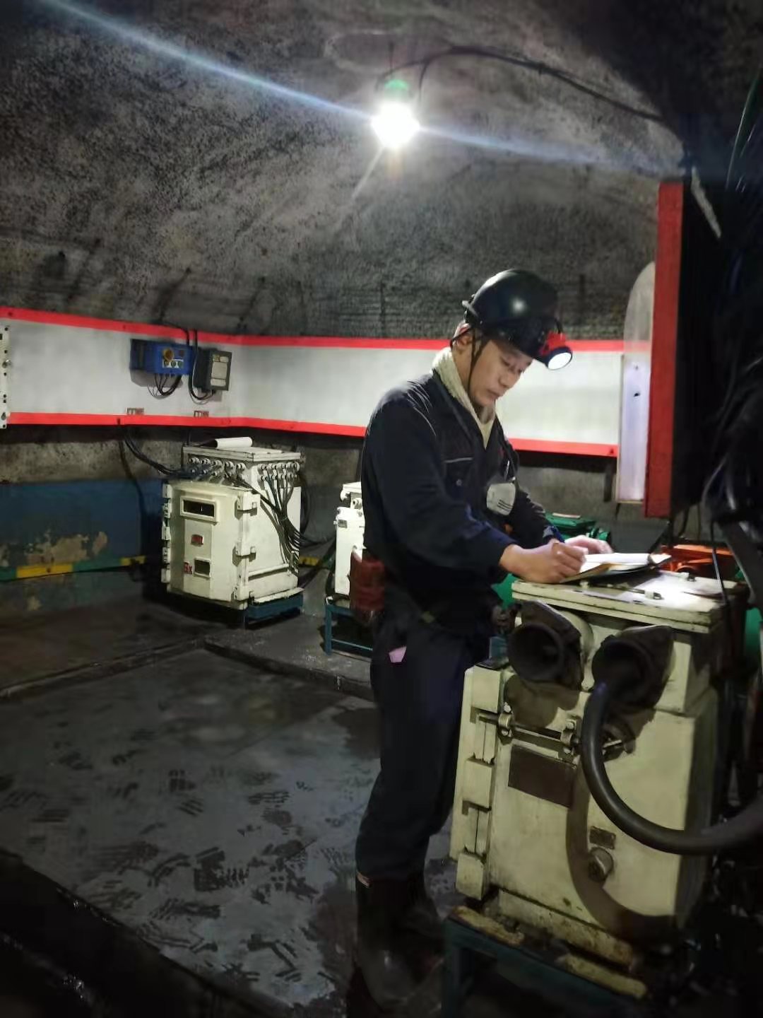 济宁工匠风采录｜李振：爱岗敬业传承工匠精神