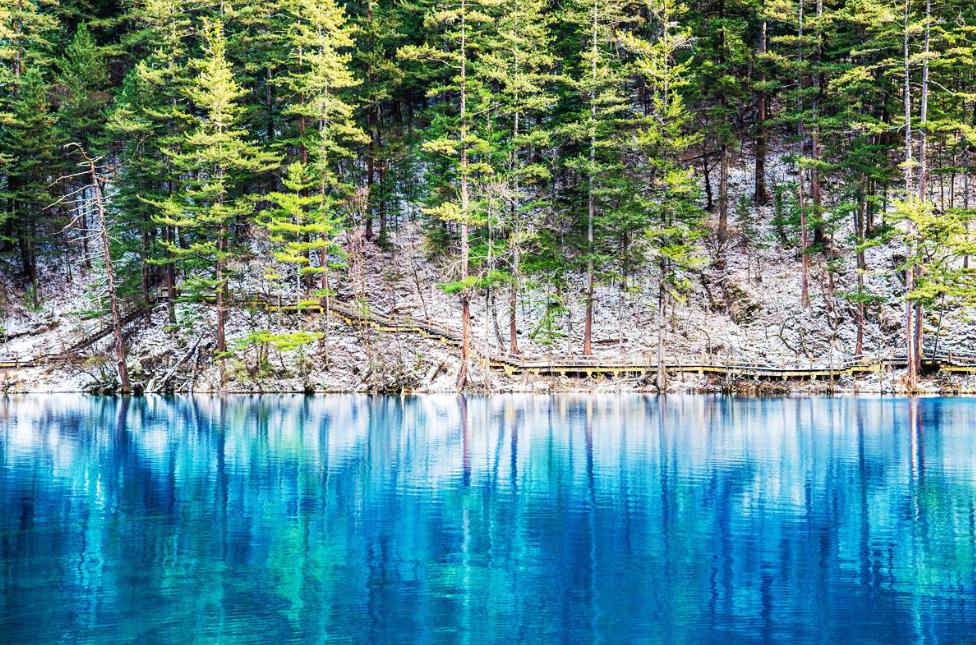 卫星图上的九寨沟,九寨沟全景解说