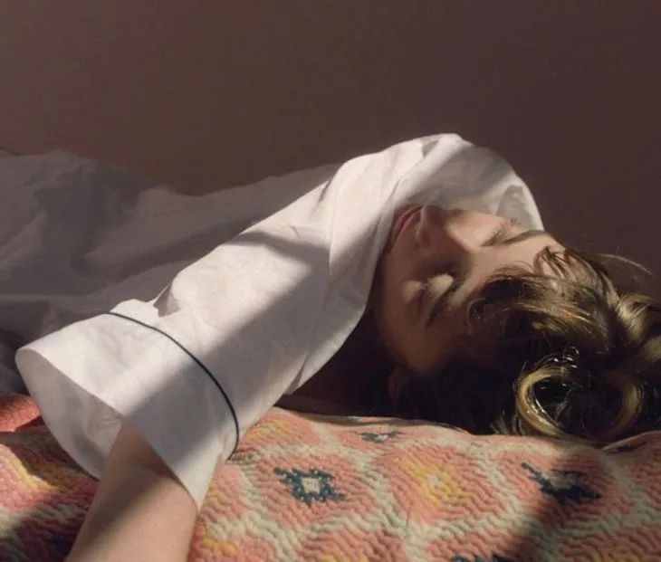 香奈儿丝绒家居服,香奈儿家居服女可外穿