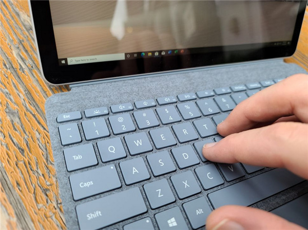 surfacego2开箱,surfacego3开箱