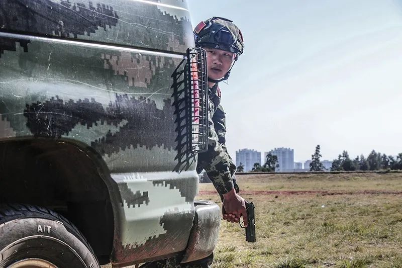 强军路上完整视频,强军路上战歌嘹亮