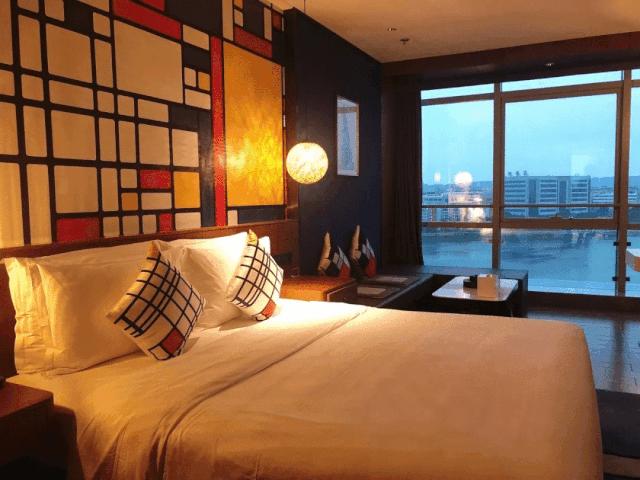 生鲜预告！A萌君为你运送了“一动车”的福利，低至1元住酒店~