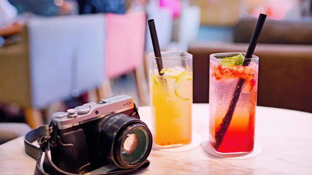 你用生命排队的网红店，很可能是山寨的