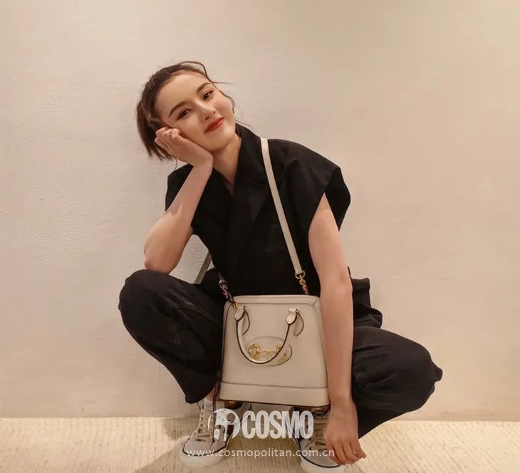 宋祖儿的包包里有什么,宋祖儿包包里面的东西