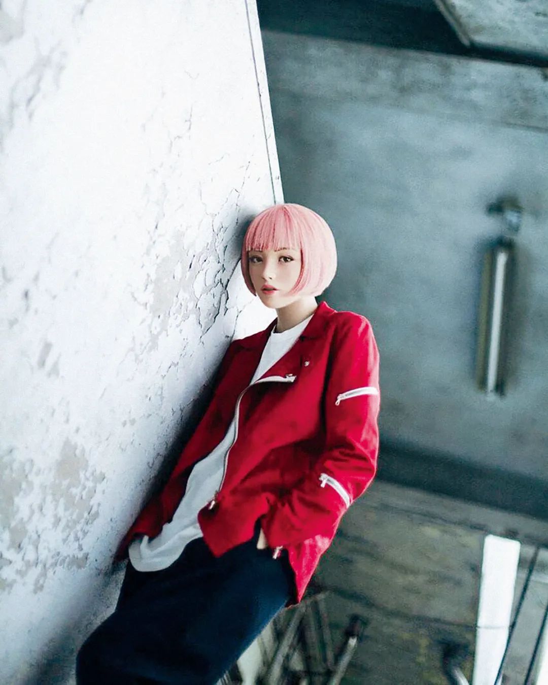 虚拟偶像和真人偶像的区别是什么,跟真人一样的虚拟人短视频