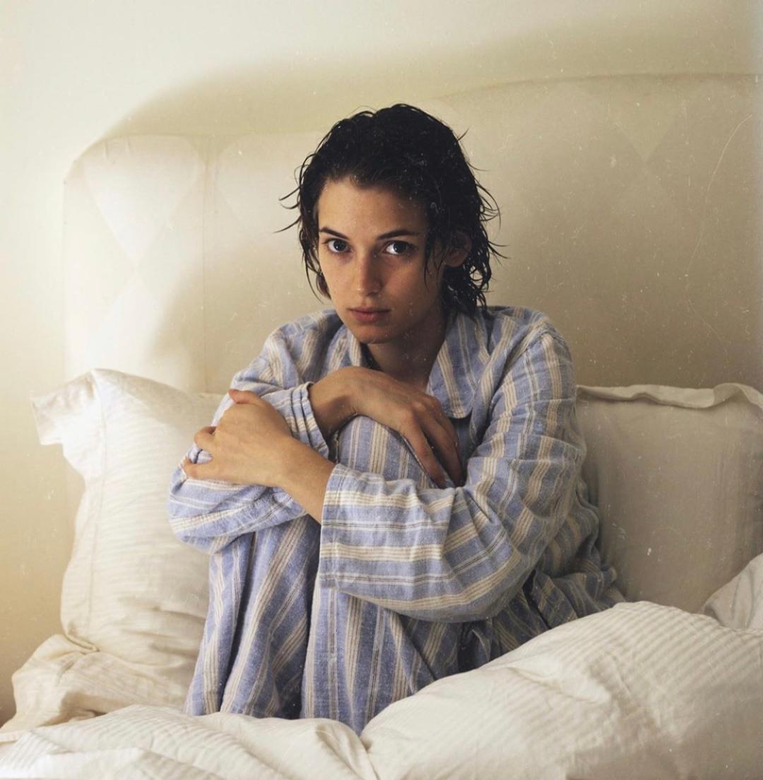 教你美｜条纹明明是经典的“线条美”，怎么被你穿成“睡衣”？