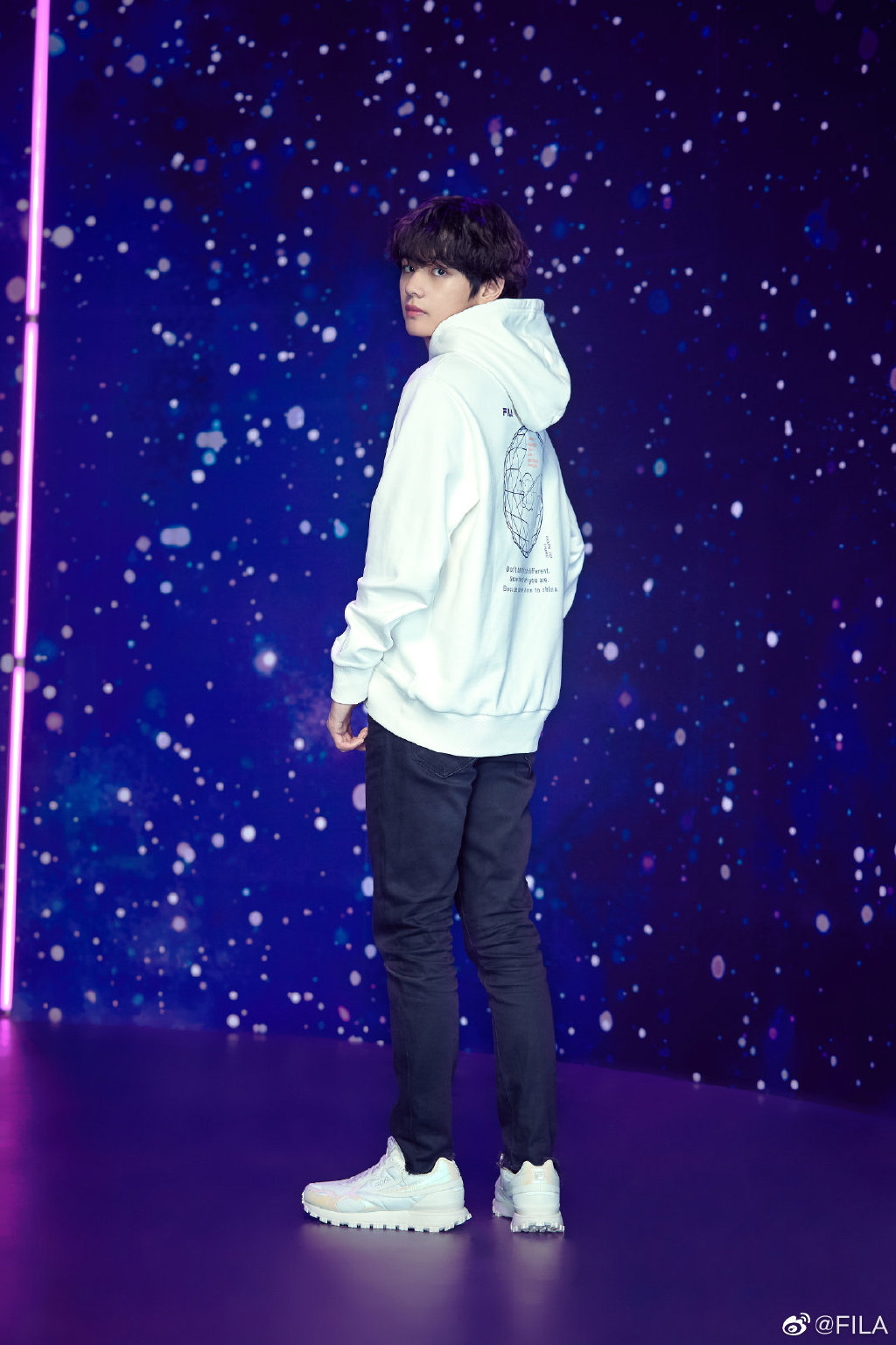 fila代言人防弹,防弹少年团最新宣传海报