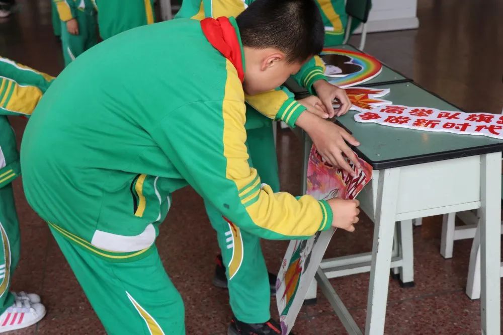 你好红领巾主题活动,你好红领巾主题一年级