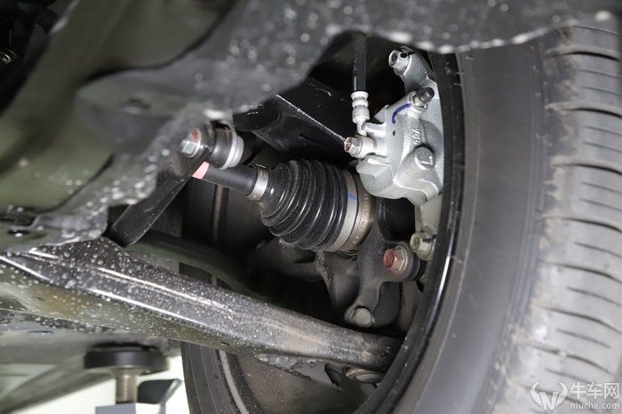 汽车四轮定位和动平衡有什么差别,动平衡四轮定位演示