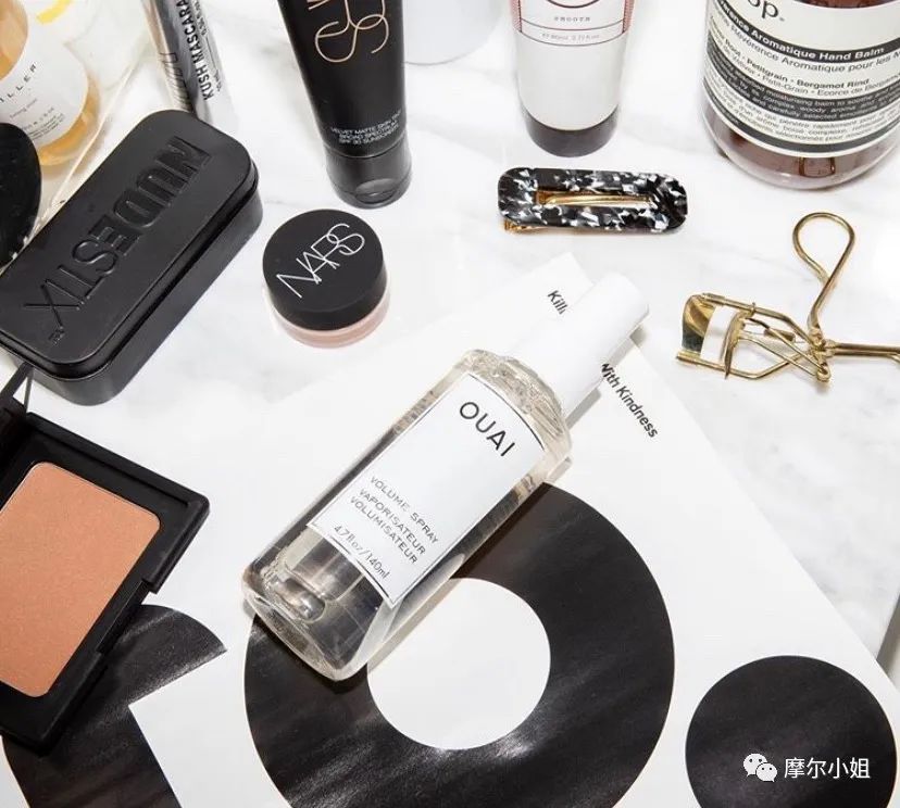 澶忓浼戦棽琛ｆ湇,澶忔棩8浠跺