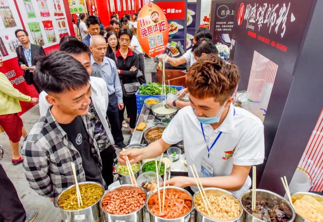 火出“粉”圈,这家学校准备量产螺蛳粉人才