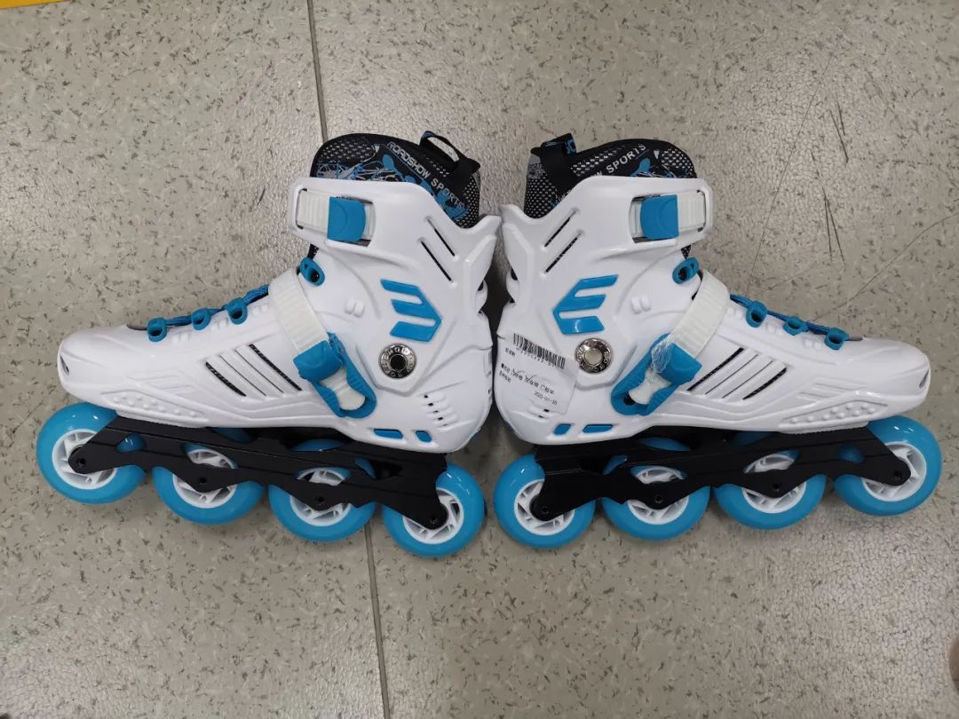 轮滑鞋应该怎么选择好,如何判断轮滑鞋合不合格
