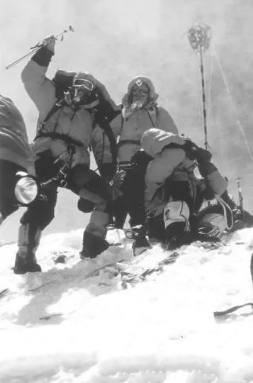 珠穆朗玛峰高度测量仪器,测量珠穆朗玛峰的历史意义