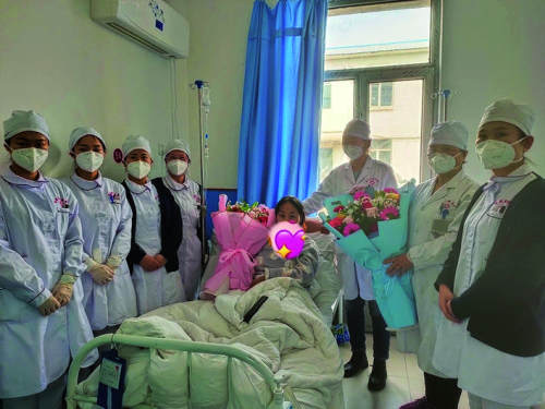 救治12岁藏族女孩,藏族女孩生病危重