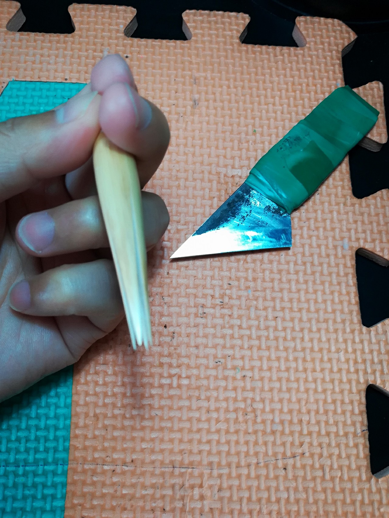 芦苇浮漂和纳米浮漂有什么区别,纳米材质浮漂优缺点