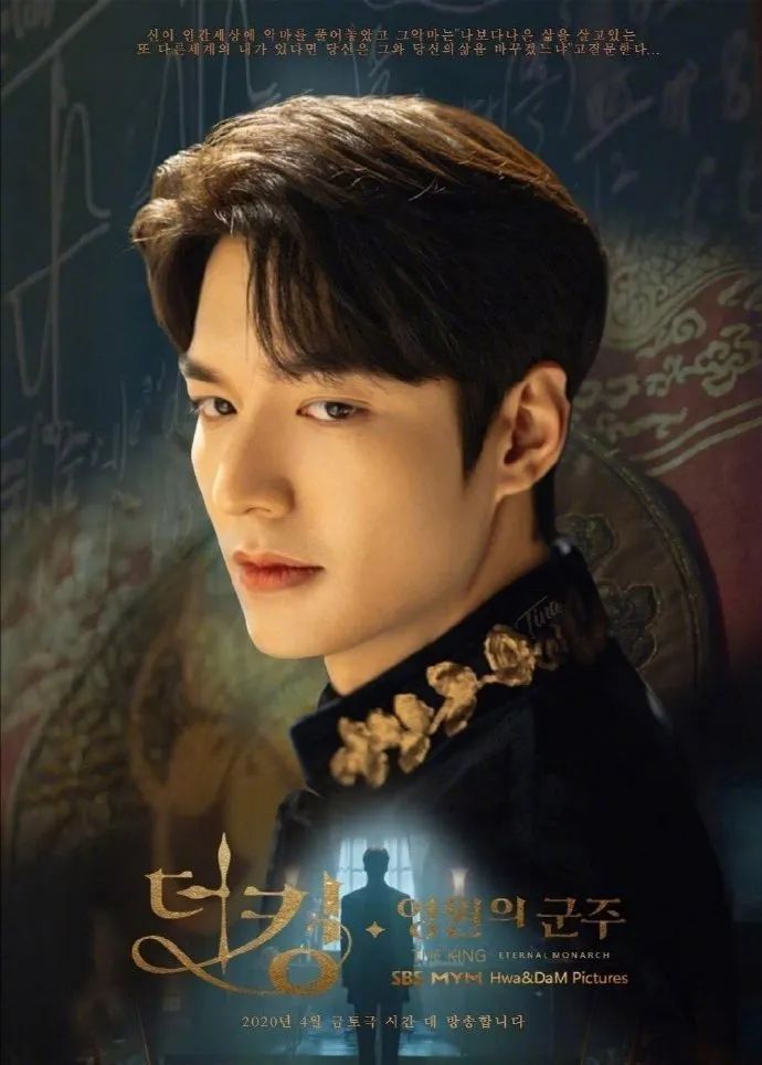 开完双眼皮为什么要往上看,开过的双眼皮可以再埋线吗