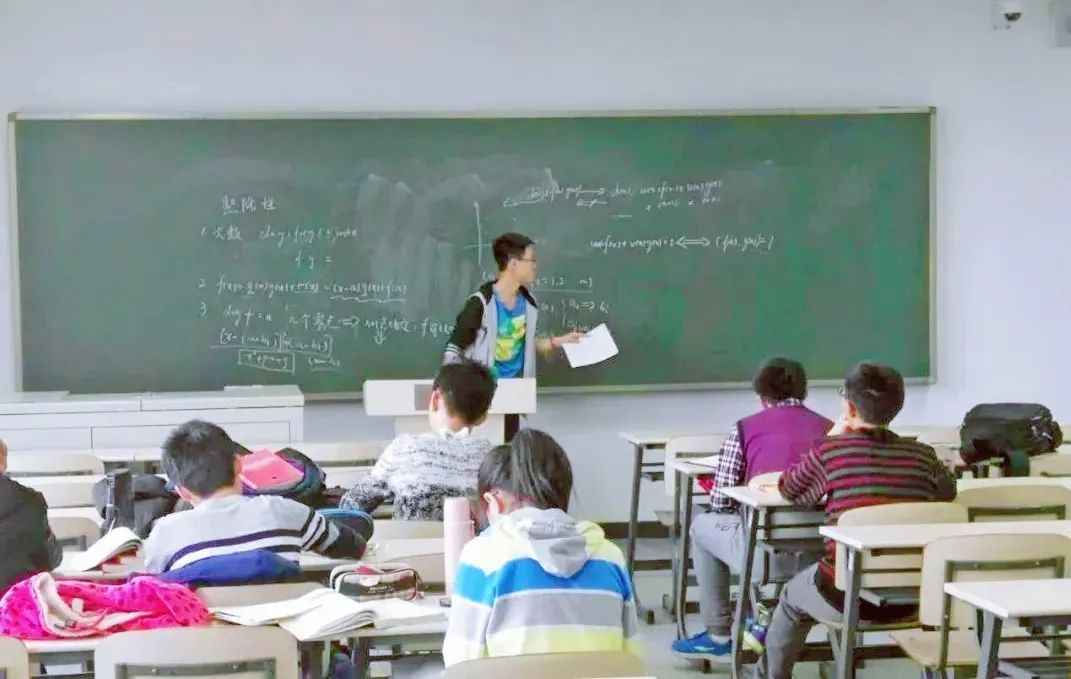 哪些人能保研清华,清华神仙班级25人全部成功保研