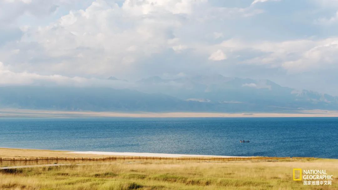 有一种异域风情的美,有一种前所未有的力量充斥着我