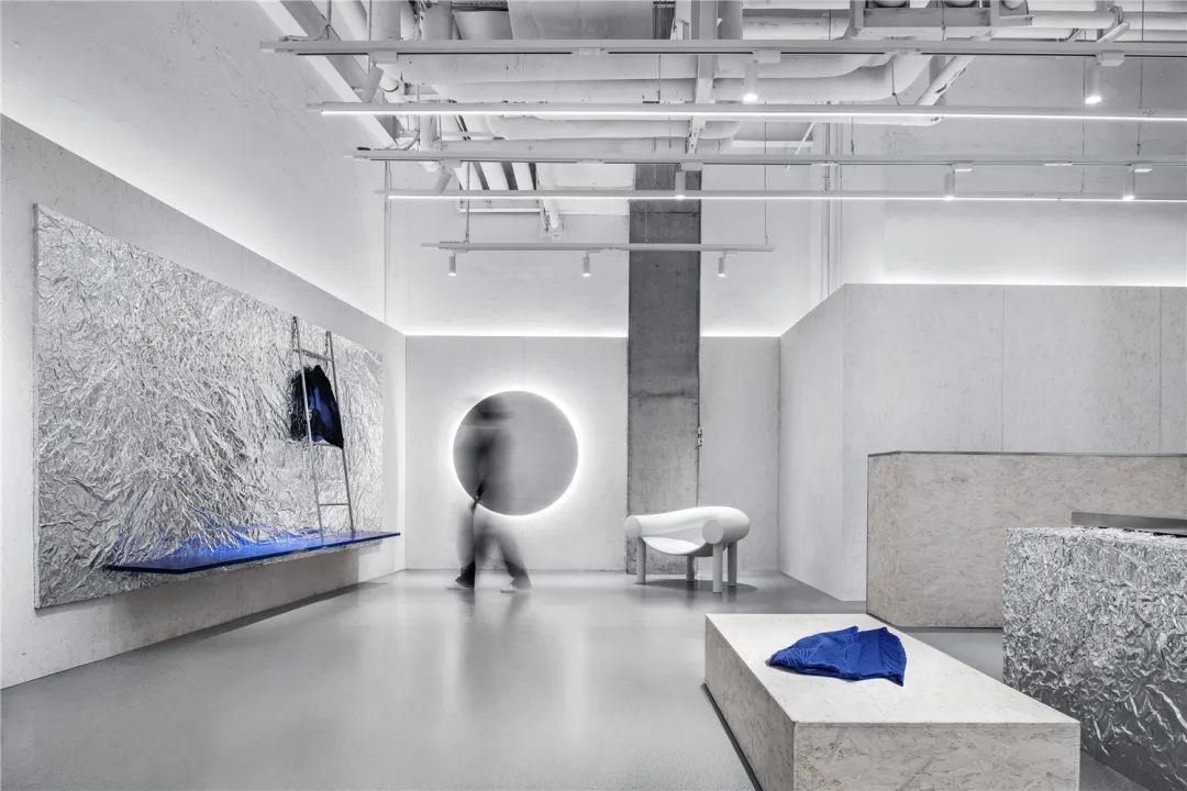 怎么设计快闪店,服装品牌快闪店设计案例