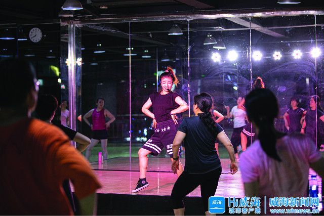 夜跑步可以提高代谢吗,夜练健身