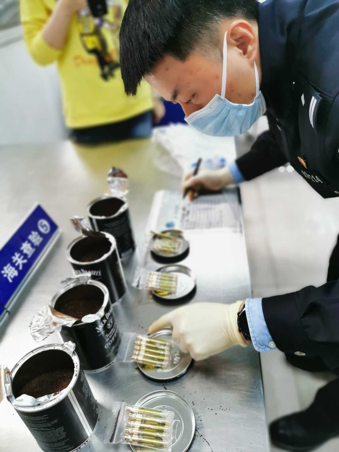 天津海关查获毒蜘蛛,2017年天津海关查获案件