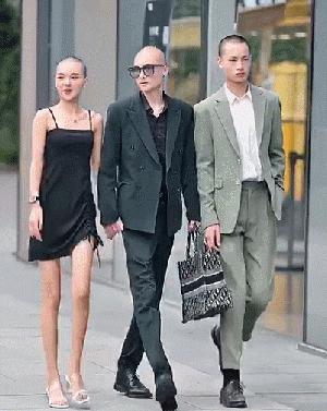 成都太古里街拍出现过哪些网红,成都太古里街拍今日最新潮牌