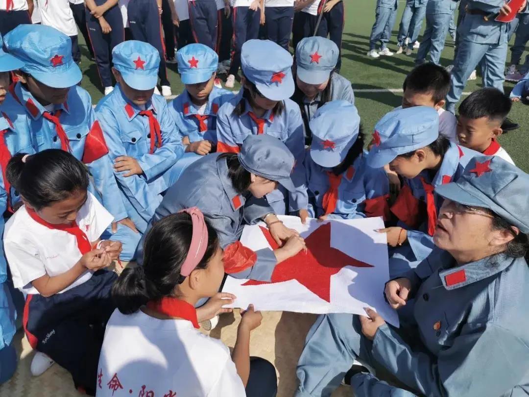 中国*产党共**建*党**99周年，各地少先队员们这样表达祝贺