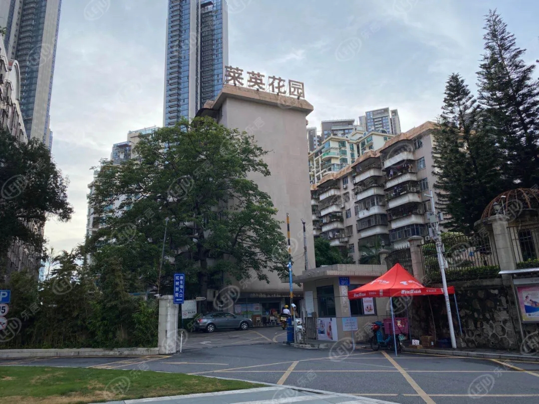 实探楼盘工程进度,实探现房改善楼盘