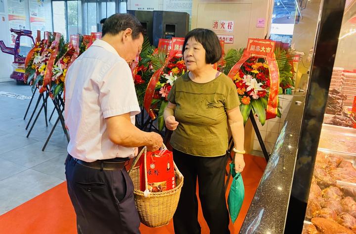 吴山烤鸡和康桥烤鸡,吴山烤鸡和康桥烤鸡哪个好吃