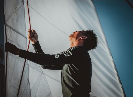 韩啸播音主持,韩啸原先做什么