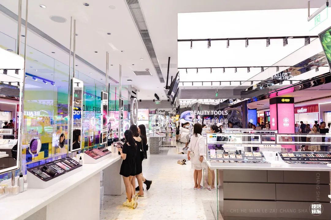 网红美妆店打卡长沙,长沙国金中心美妆集合中心