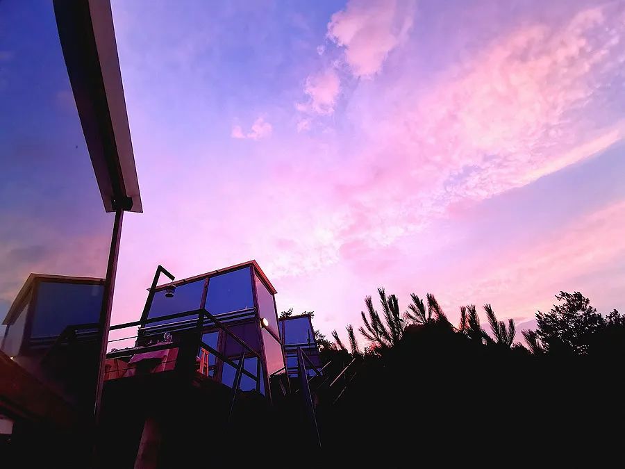 染了彼此乡愁，从此长途跋涉