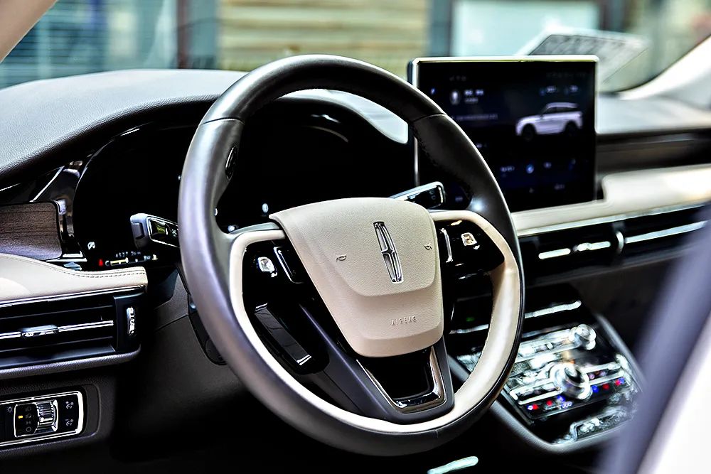 林肯冒险家尊享试驾视频,试驾全新林肯冒险家