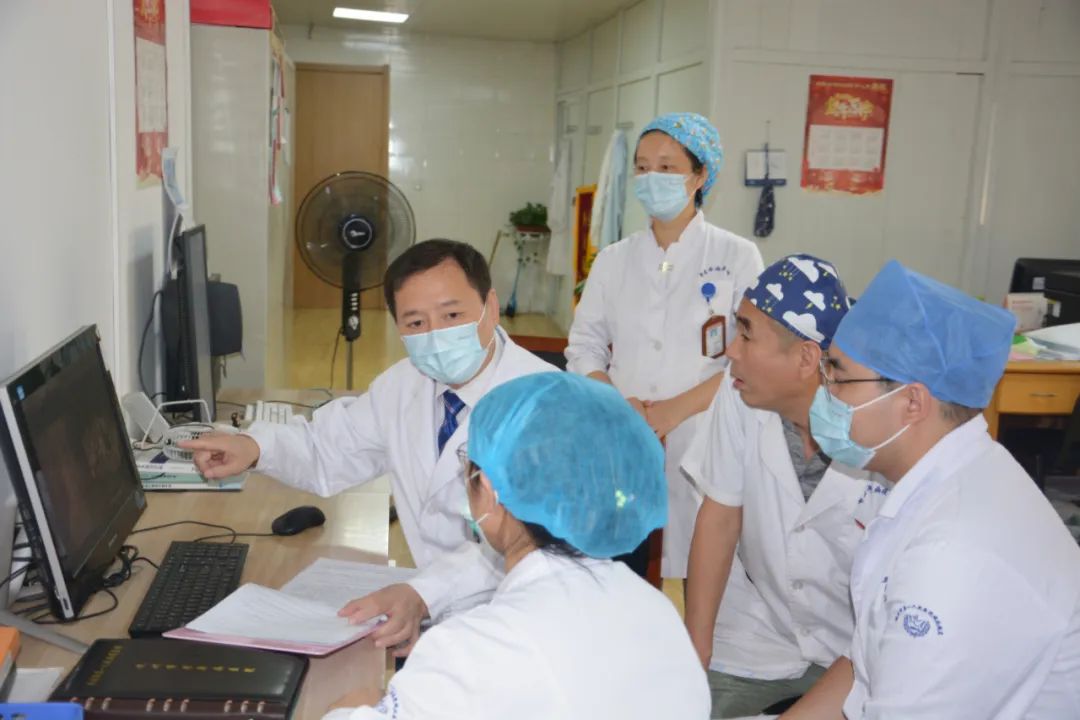 【专家在身边】因一个小小的皮肤破溃,她竟收到“病危通知书”!专家提醒:家有卧床老人,一定要注意这两点!