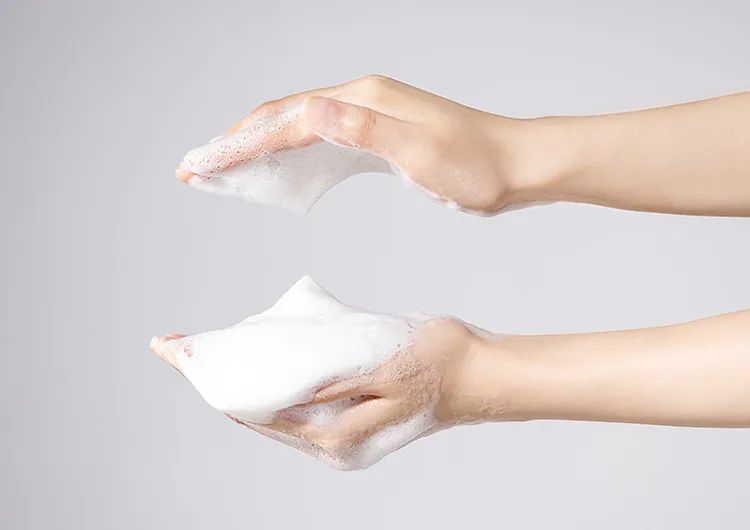 三伏天艾草熏后背多久熏一次,三伏天用艾草泡澡几天泡一次