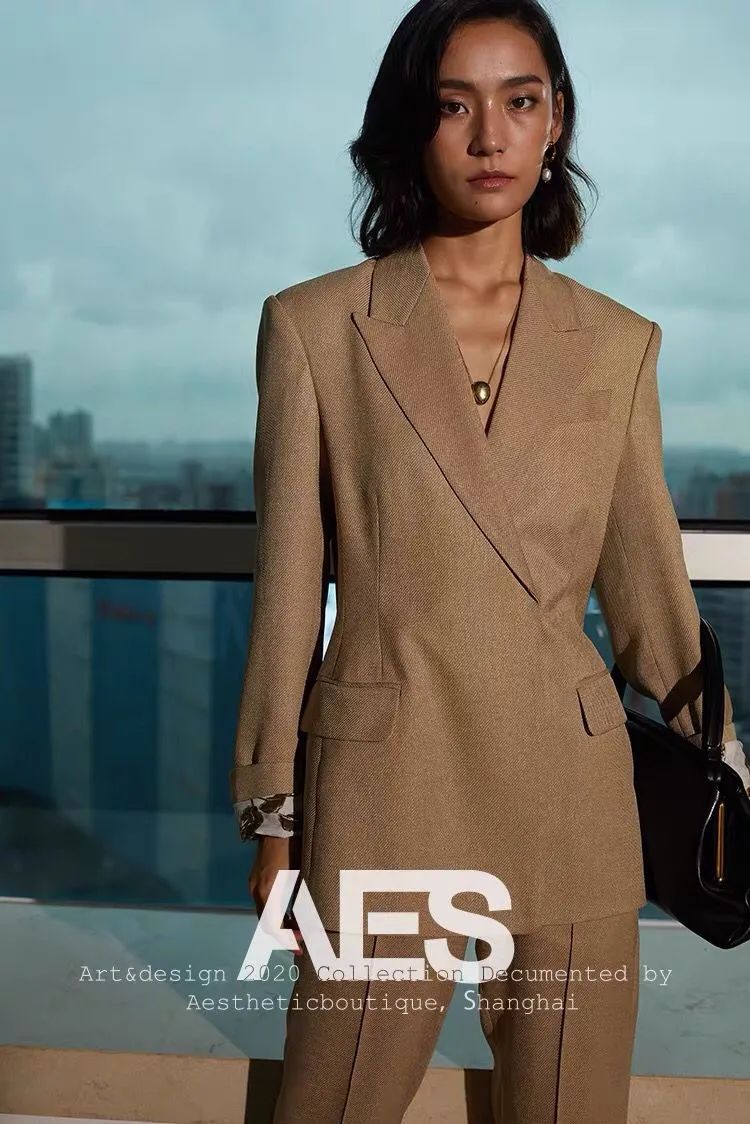 讲时尚穿搭,讲穿搭轻奢