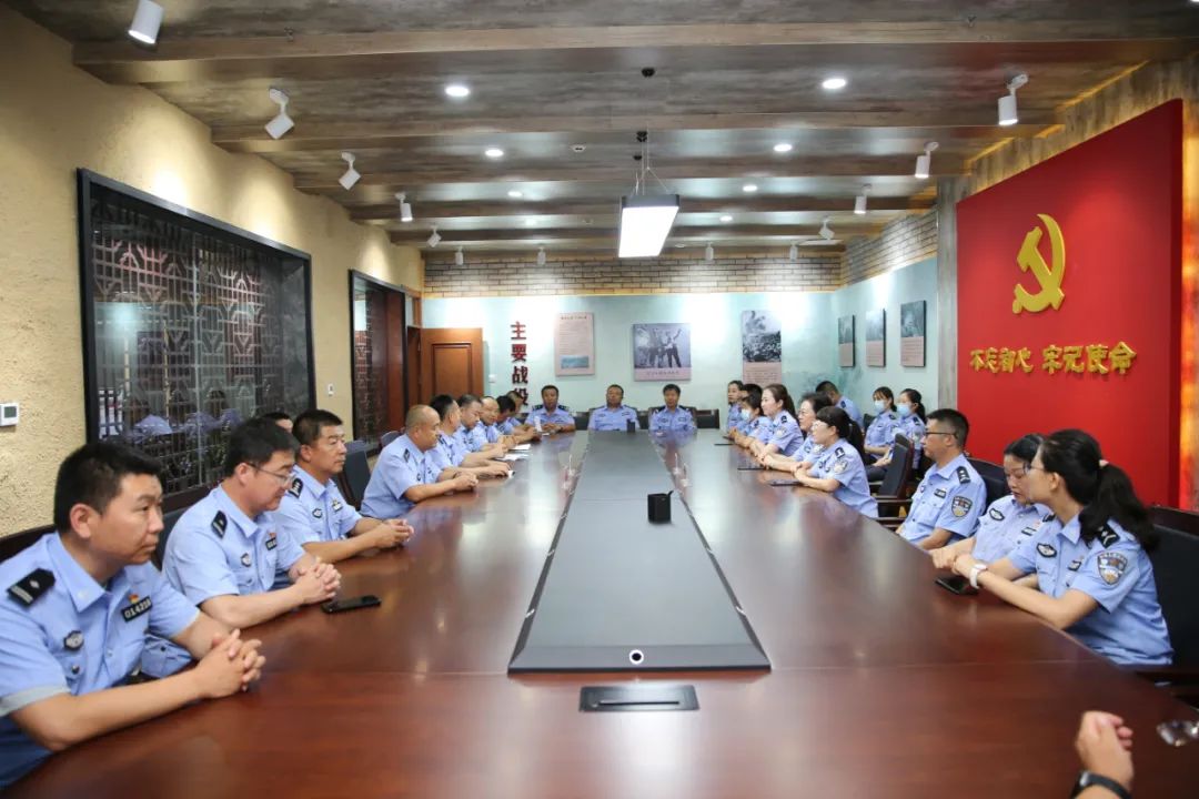 青山有路歌词,青山有路歌曲