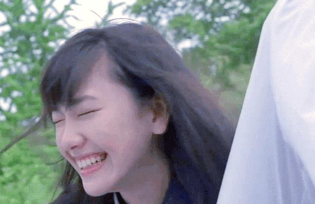 便宜哭了!日本人都在用的变态牙刷,竟然比洗牙还白,牙垢、牙龈出血全解决,嘴巴里脏东西洗出来后,太清爽了