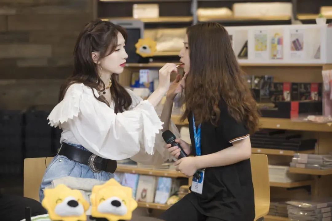 只要活得看不出年龄，年龄就不是问题