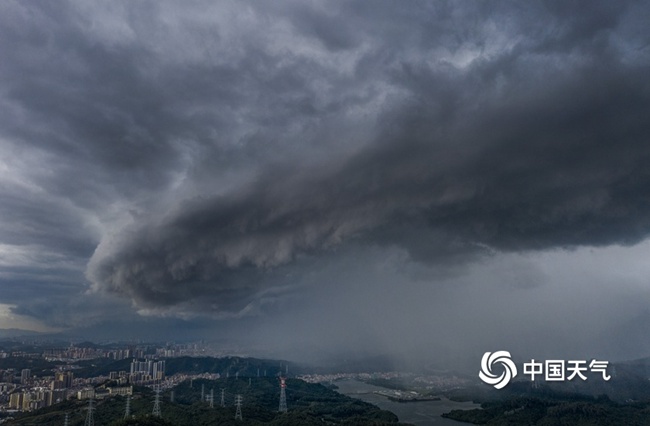 海高斯台风目前位置,台风海高斯实时情况