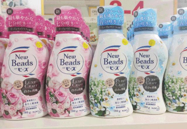 上海荟品仓阿迪达斯男款跑鞋,荟品仓城市奥莱青浦店nike