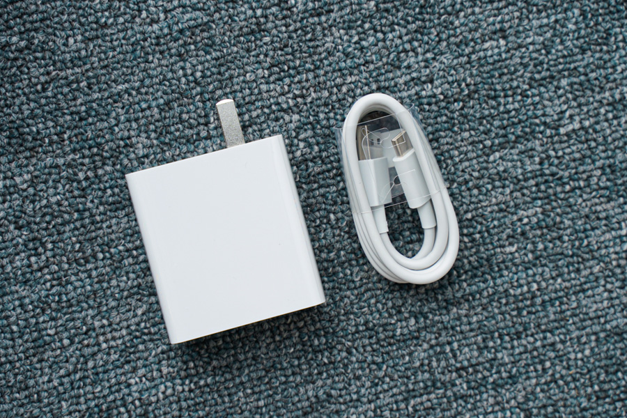 腾讯黑鲨游戏手机3S开箱：风格仍然鲜明，娱乐体验继续提升