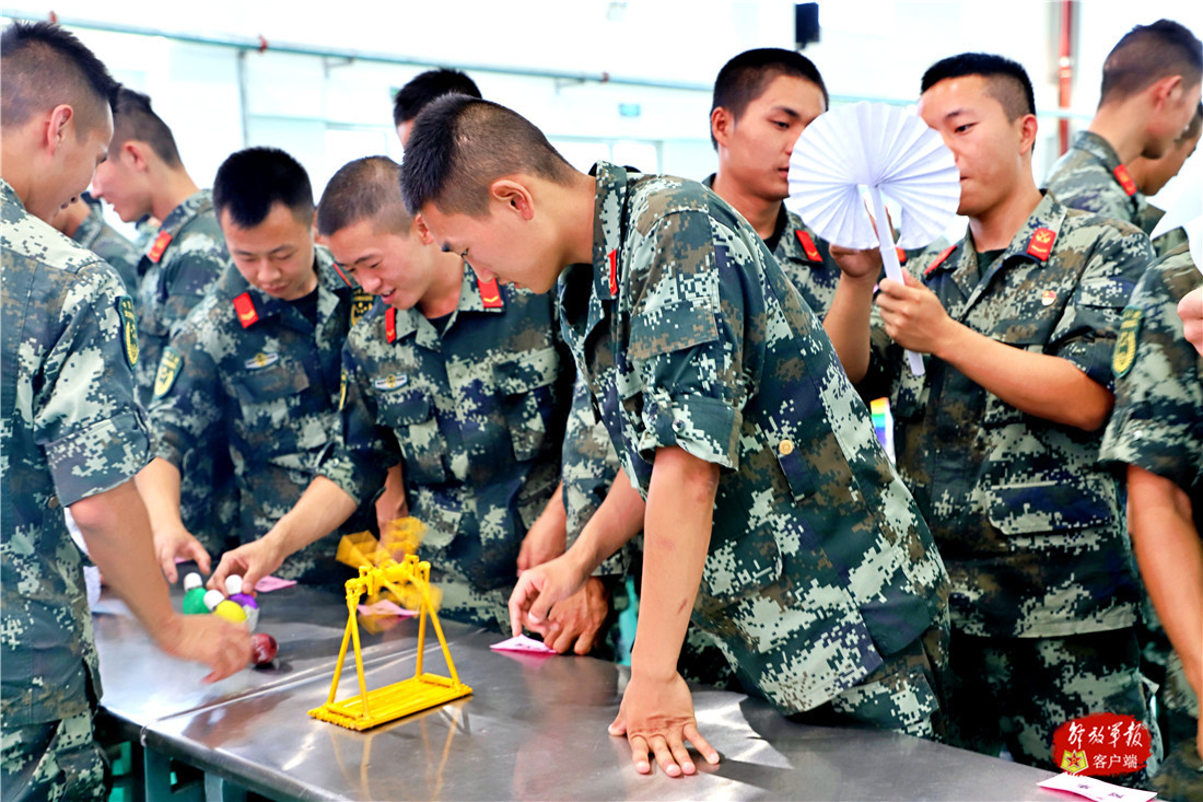 兵哥哥创意礼物,部队墙上的手工艺品